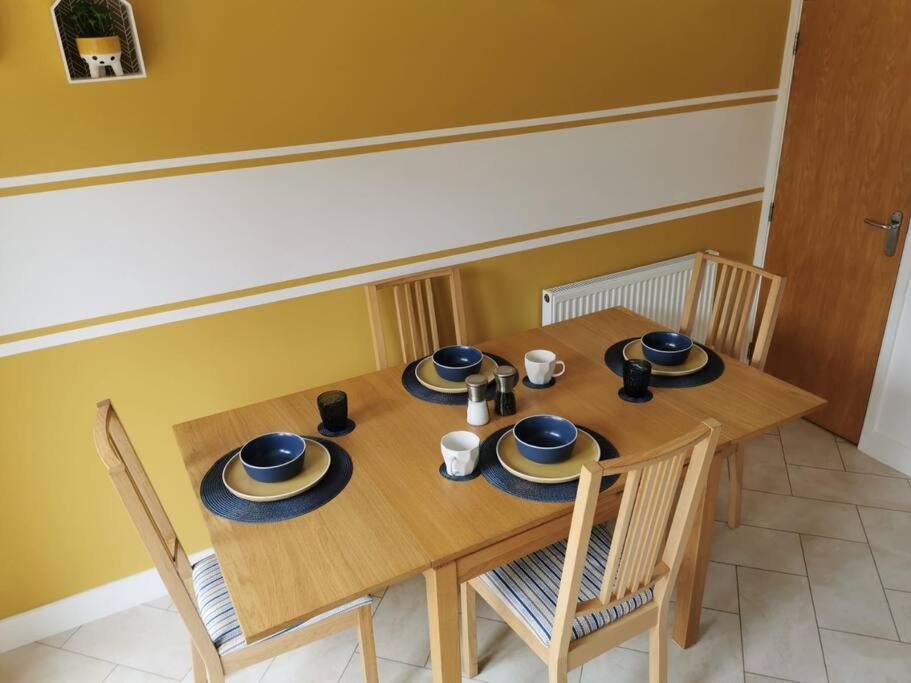 Modern Roomy 3 Bedroom Home Pershore Esterno foto