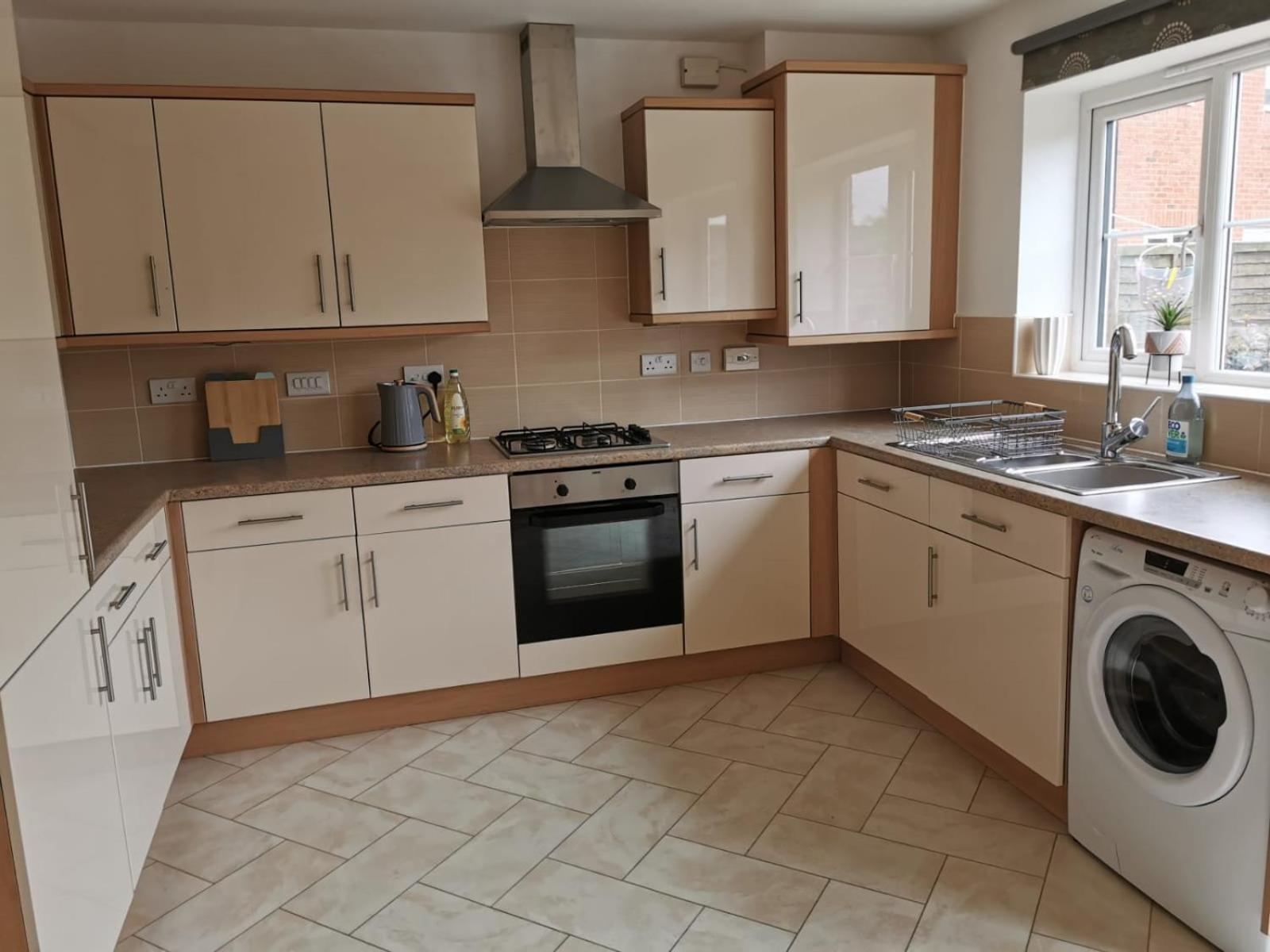 Modern Roomy 3 Bedroom Home Pershore Esterno foto